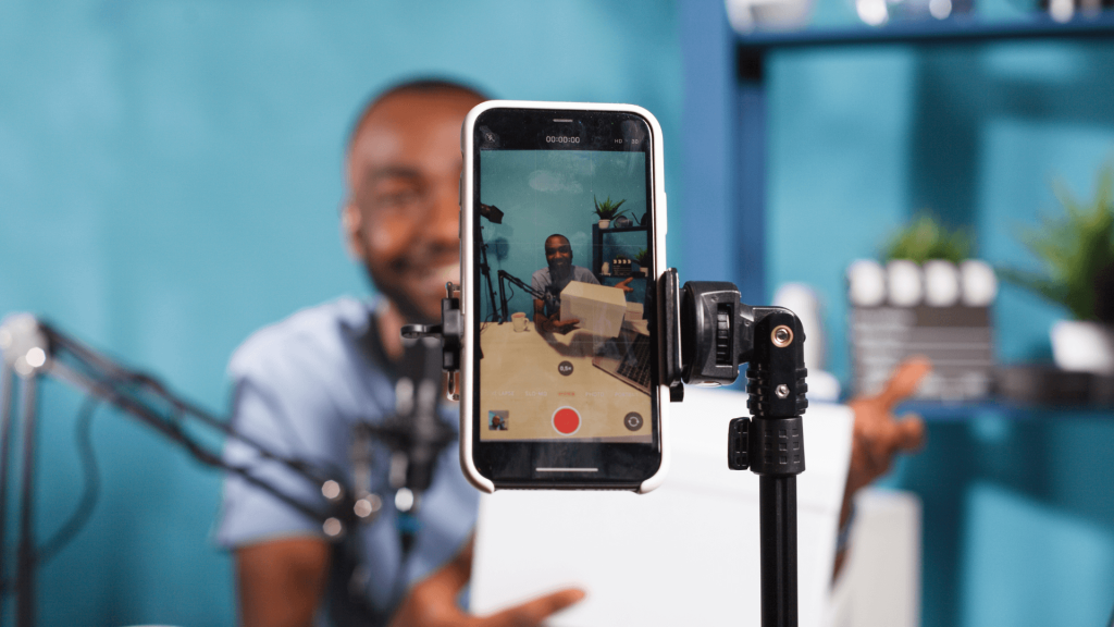 How Brands Can Use Live Content to Turn Attention into Sales